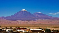 Ascent to the volcano LIcancabur 5920 masl 2 or 3 days