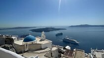 5 Hours Private Tour in Santorini 