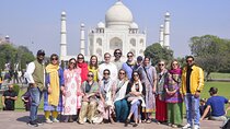 Taj Mahal & Agra Fort tour by Superfast Train Gatimaan Express