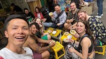 Hanoi Street Food Tour with Real Foodies & Guide (3 Hours)