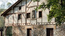 Private Premium Tour of San Sebastian and Chillida Leku Museum