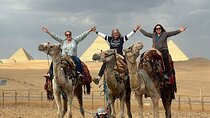 Private tour Giza Pyramids, Egyptian Museum, Sphinx, Lunch, Camel ride