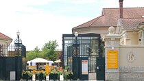 Private Guided Tour in Champagne from Paris, Veuve Clicquot visit