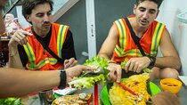 3 Hours Cycling Street Food Night Ride in Ho Chi Minh City
