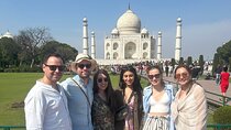 Taj Mahal Same Day Tour by Car From Delhi/Noida/Gurugram