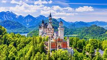 Full Day Private Tour Neuschwanstein Castle Linderhof from Munich