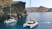 Santorini Catamaran Cruise: with Lunch, BBQ, Open Bar, Transfers