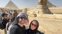 4-hours private tour Giza pyramids and sphinx day tour
