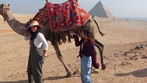 4-Hours Private Tour Giza pyramids ,Sphinx and Khan al-Khalili Market 