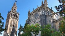 Tour to the Cathedral and the Giralda with Admission Included in Seville