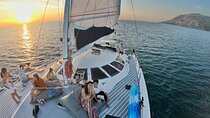 Phuket: Coral Island Trip and SunSet Cruise by Catamaran Yatch 