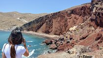 Quality Family Time in Santorini: Beach and Sightseeing