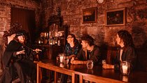 Small Group Ghost Tour incl. Underground Vaults & free drink in Megget's Cellar
