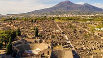 Guided Tour of Pompeii Ruins with Transfer Service