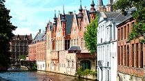 BRUGES, fairytale: Private Tour from Paris in minivan