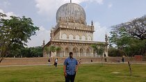Historic Hyderabad: Golconda Fort and Qutubshahi Tombs