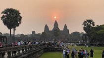 Angkor Wat Sunrise Tour & Archaeological Park Exploration
