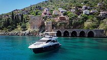 Alanya Private Yacht Tour with Lunch, Soft Beverage & Transfer