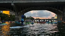 Congress Avenue Bat Bridge Paddleboard Tour