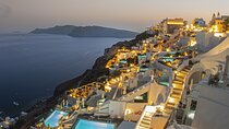 Santorini Sights: Peaks, Beach & Sunset Tour
