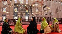 Suleyman's magnificent path: Mosques and Bazaars Tour