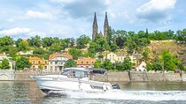Private Speedboat Cruise Visit to Prague with Drinks Included
