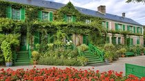 Giverny & Versailles Day Trip From Paris with Professional Guide
