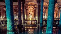 Topkapi Palace and Basilica Cistern Combo Tour in Istanbul