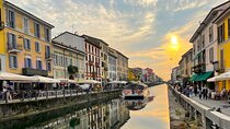 Cruise on the Milanese Navigli with Brunch on the Pier