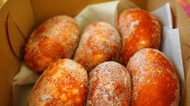 Diamond Head Hike [with Lennar's Malasada] [Starts at 7:00 a.m.]