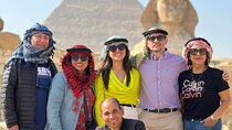 Private Cairo Tour to Giza Pyramids, Egyptian Museum and Bazaar