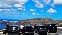 Santorini Private Transfer between Airport or Port and Santorini