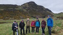 Edinburgh: Arthur's Seat Hike with Local Guide