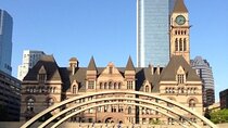 Toronto Must-See Attractions Walking Tour With A Guide