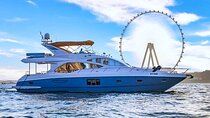 Luxury Shared Yacht Tour in Dubai Marina with Food