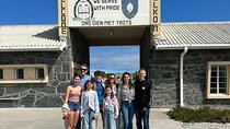Robben Island, Kirstenbosch Garden, Groot Constantia Private Tour