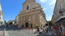 Guided tour of the Historic Center of Avignon