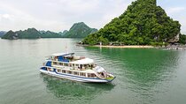Unique Halong 5 Star Day Cruise: Buffet Lunch, Kayaking & Titops