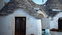 Round trip tour from Naples to Alberobello with a 2-hour visit
