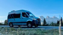 Calgary YYC Airport to Banff |Canmore| Kananaskis–Private Shuttle