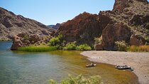 Full-Day Black Canyon Narrows: 8 Mile Advanced Kayak & Hike Tour