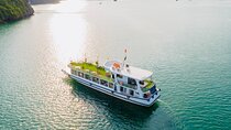 Halong Bay Adventure - Day Trip with Limousine Transfer