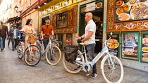 Tapas & Guided tour on a Vintage Bike through Madrid 