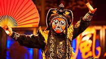 Sichuan Opera with face-changing at Sichuan opera theater