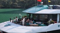 Luxury Catamaran Day Cruise to Lan Ha From Hanoi By Expressway