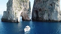 Private Boat Tour from Naples to Capri Jeanneau DB43 Dolce Vita