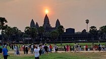 Angkor Wat Sunrise Tour