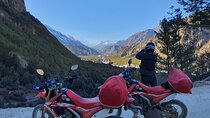 8-Day Guided Sightseeing Motorcycle Tour of Manang with Meals