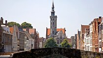 Bruges Scavenger Hunt and Highlights Self-Guided Tour