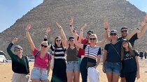 Full Day Guided Tour from Hurghada to Cairo with Pickup